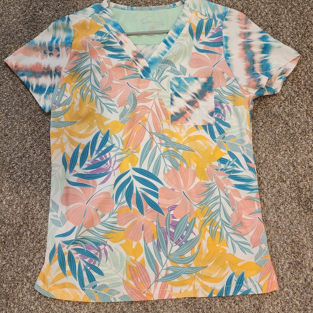 Scrub top